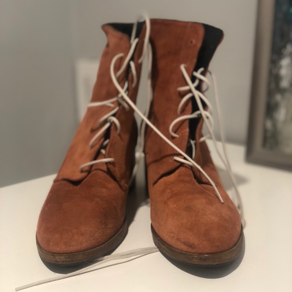 Freda Salvador “ace” boot